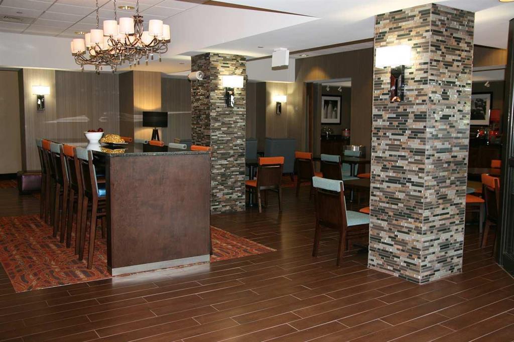 Hampton Inn Chicago-Carol Stream Interior photo
